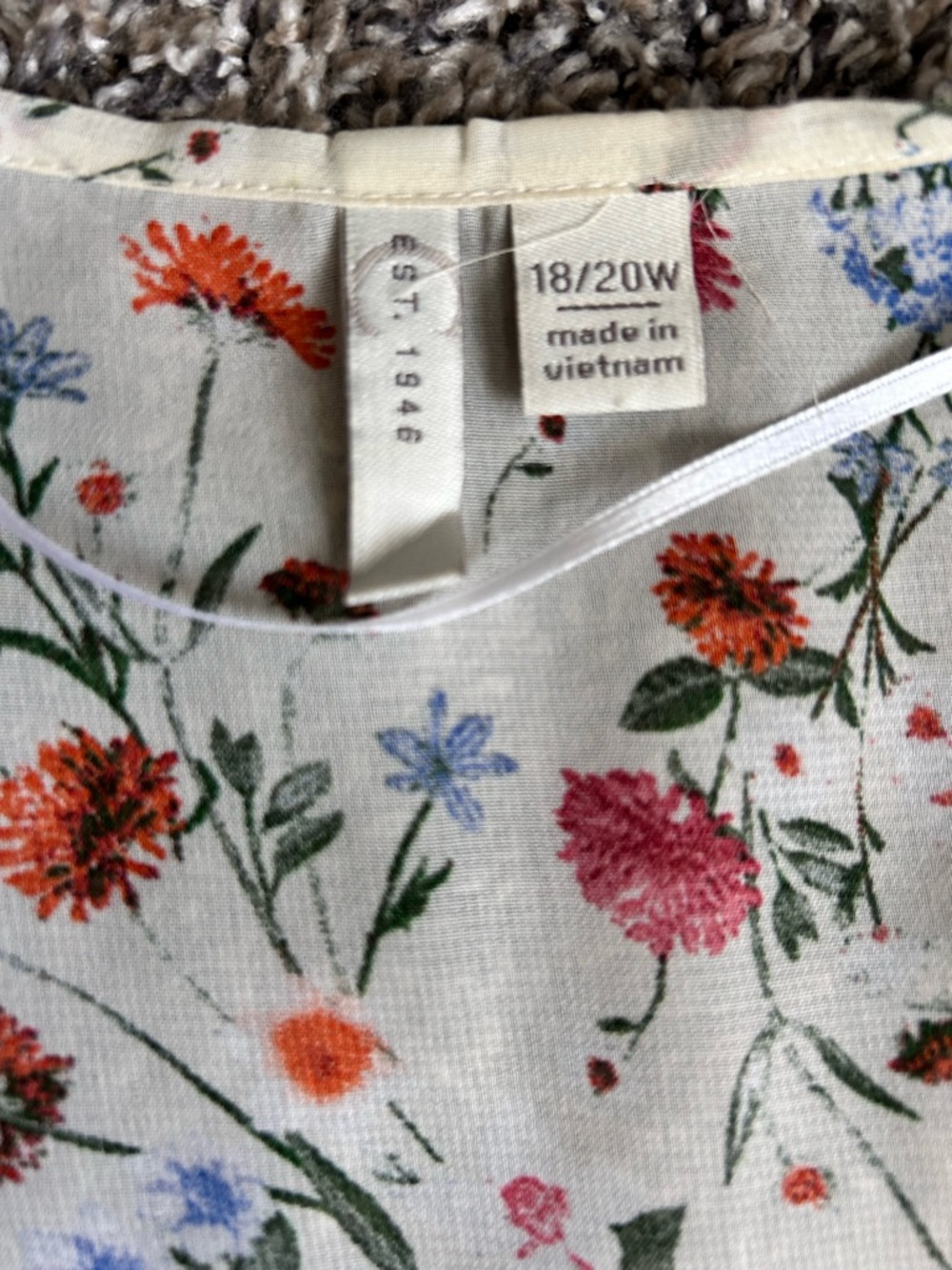 EST. 1946 Plus Size Floral Sheer Romantic Prairie Cardigan 18/20W - Picture 7 of 7